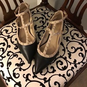 Lulu’s ankle wrap women’s low heels